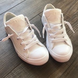 Converse leather chucks